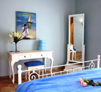 Artblue Villas