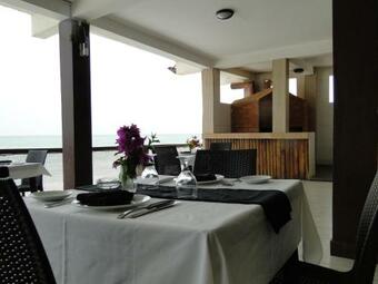 Iris Hotel