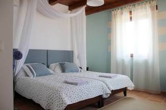 Villa Emerald