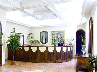 Hotel Airone
