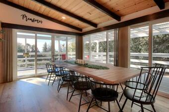 Doe Cabin