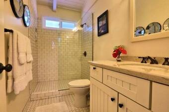 The Jewel Box Home