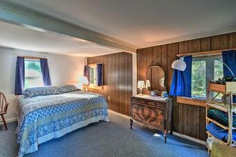 Life On The Lake With Private Dock And Fire Pit!