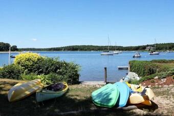 Cottage By The Bay