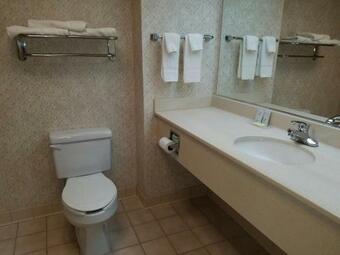 Hotel American Inn & Suites High Point, Nc University
