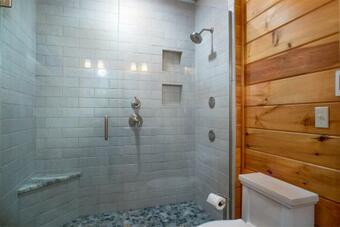 Private Mountaintop Cabin