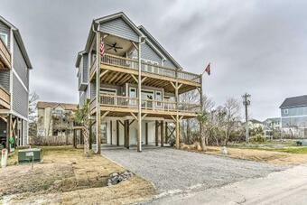 Surf City Home With Outdoor Shower-walk To Beach