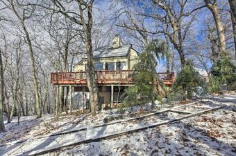Wintergreen Home With Hot Tub, Deck And Mountain Views