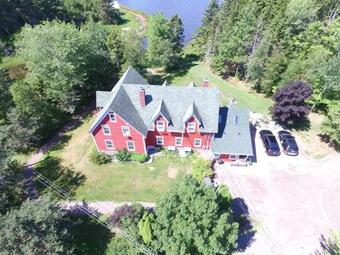 Posada Little Shemogue Inn