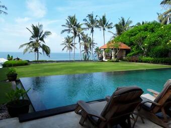 Hostal Villa Rumah Pantai Bali