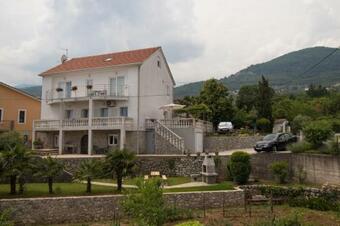 Apartment Mladen
