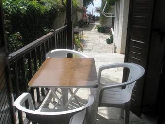 Arriba Apartments