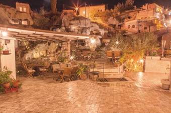 Oyku Evi Cave Hotel