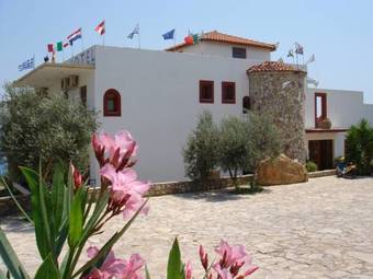 Zagamilos Hotel