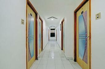 Spot On 82094 Hotel Mayur Palace