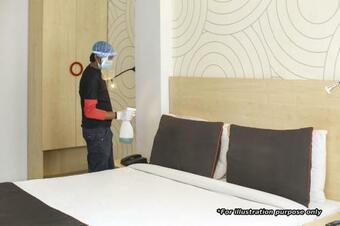 Collection O 3328 Hotel Royal Apple