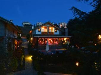 Treetops Park Hotel