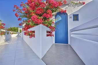 Alex Beach Hotel & Bungalows