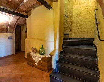 Agroturismo Ermita De Santa Lluc�a Casa Rural Hist�rica En El Alt Empord�