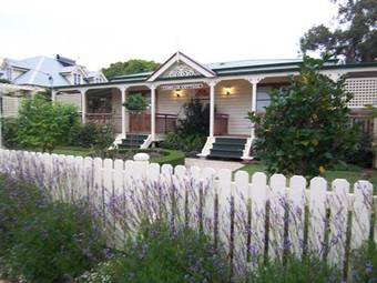 Bed & Breakfast Reid's Place