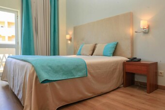 Ba�a Beach Hotel