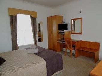Ross Motel