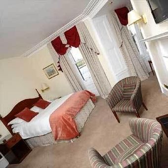 Royal Hotel