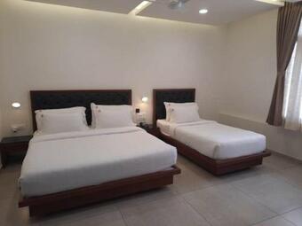 Hotel Ashok Inn