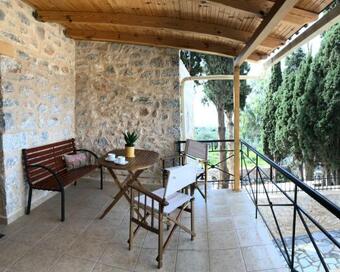 Apartamento Kamares Stone House 2