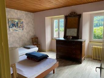 Grand G�te Trois �toiles, Village De Montagne Dans Le Cantal