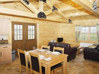 Lake View Lodges