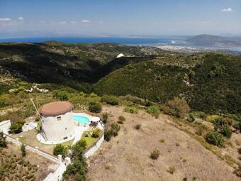 Anemomilos Villa