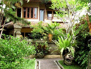 Hotel Champlung Sari