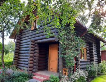 Roses Holiday House