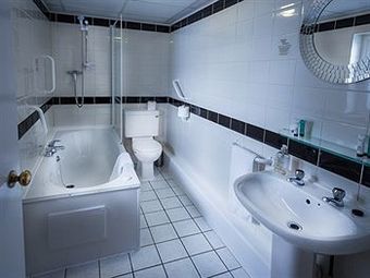 Albert & Victoria Hotel