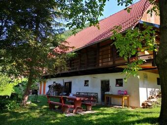 Apartment Vrhiv?ek