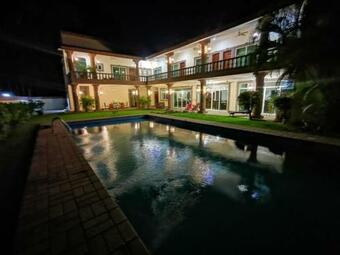 Casa Cantera Mansion De Lujo En Ixtapa