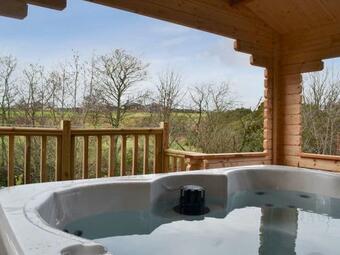 Ballinorig Lodge