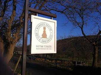 Hostal Warren House