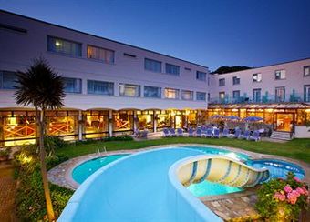 Apollo Hotel