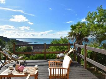 Scenic Holiday Home In Fermanville Near Sea