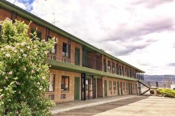 Hotel Battle Mountain Inn
