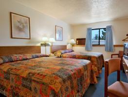 Hotel Super 8 Logan