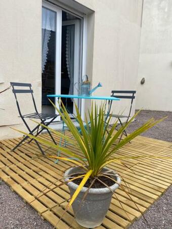 Chambre/studio Douillet En Rez-de -jardin