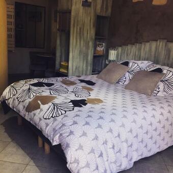 Hostal Chambre D?h�tes Des Oliviers