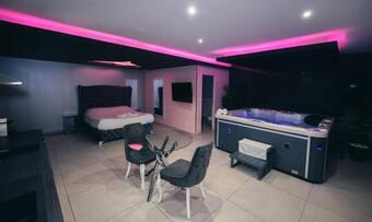 Bed & Breakfast Love Night Marseille Jacuzzi