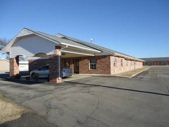 Suite 16 Motel