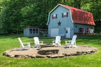 Elk Mtn Home With Deck And Pond, Near Ski Lift!