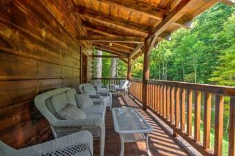 Scenic Trade Cabin With Deck Near Boone And App State!