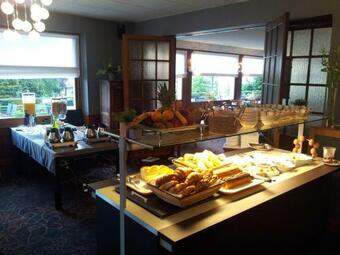 Hotel H�tel Restaurant Beau-rivage